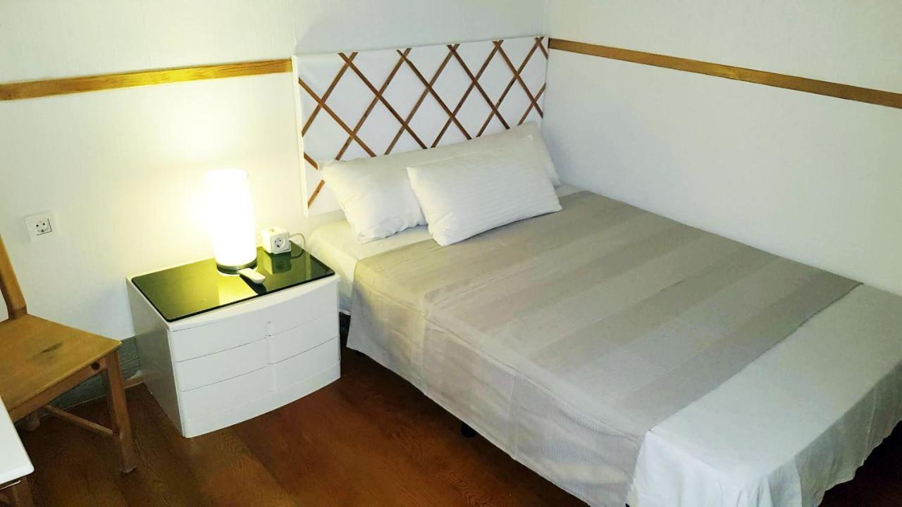 Apartament Sagrada Familia Bed & Breakfast Barcelona Exterior photo